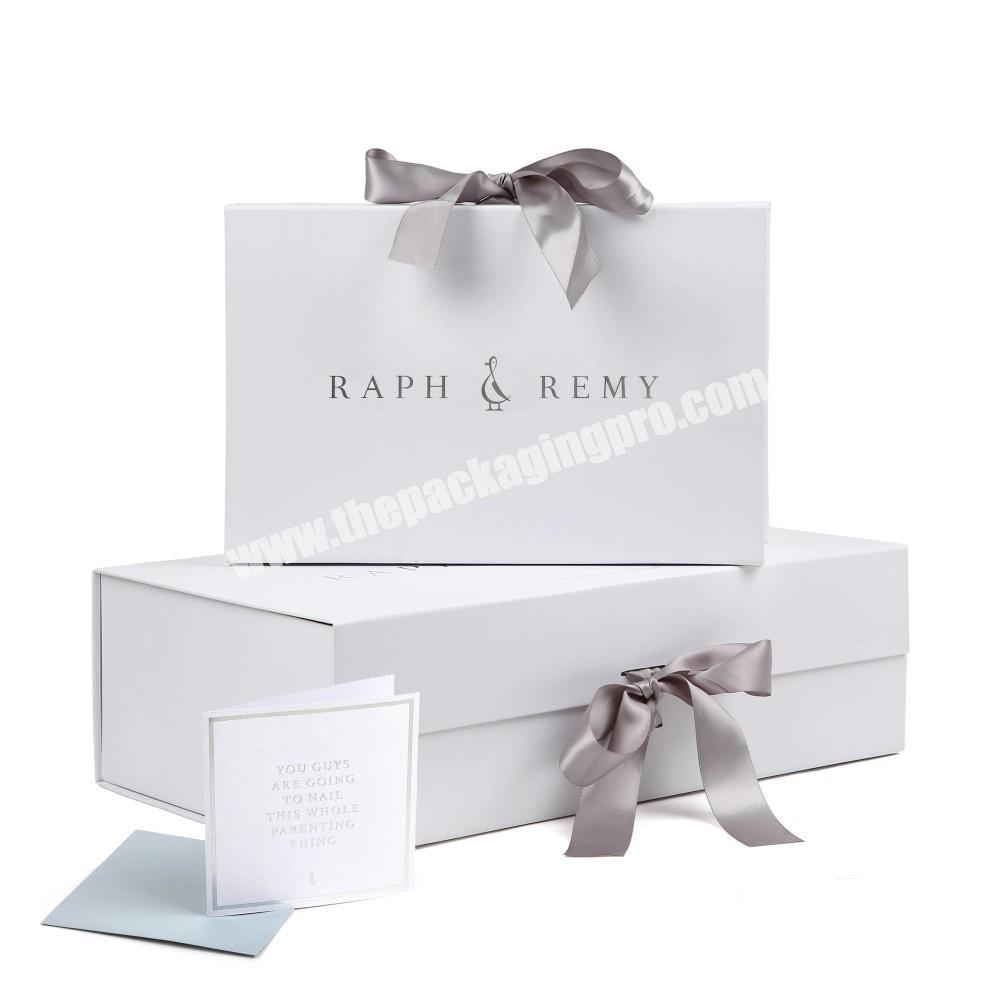 white foldable magnetic luxury custom paper clothing packaging box for clothes with logo