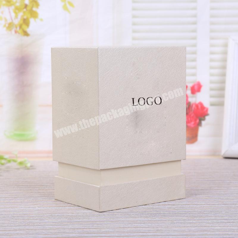 White Personalized Square Craft Fancy Luxury Valentine Rigid Custom Paper Cosmetic Gift Box Packaging With Handle