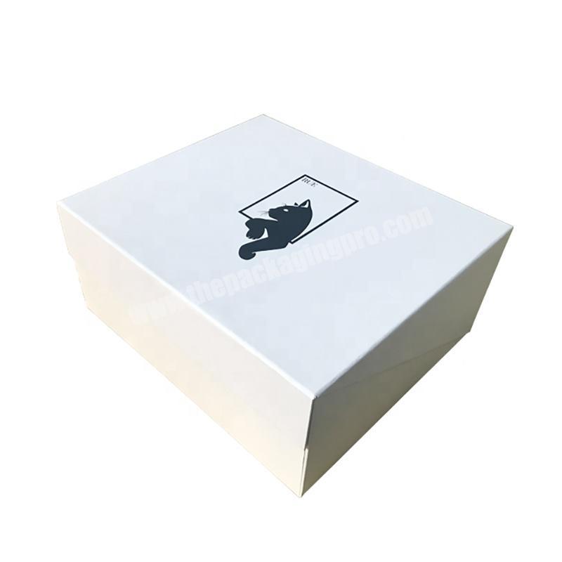White Rigid Cardboard Packaging Magnetic Closure Shoe Boxes High End Collapsable Flat Packed Magnetic Paper Gift box