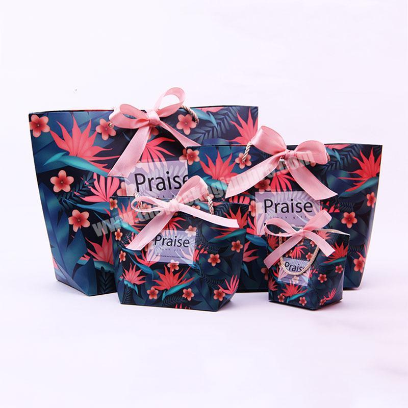 Wholesale Cheap price Shell Shape Kraft Paper Cardboard Packing Boxing Online Gift Ribbon Bag With Custom Design Printing