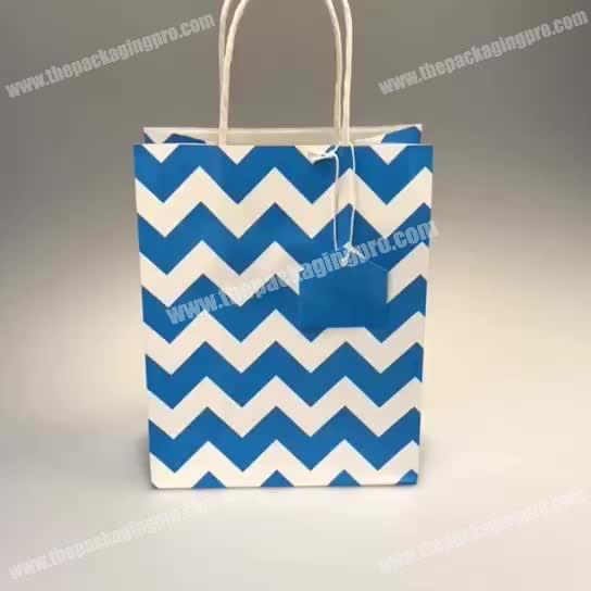 Wholesale Chevron Printed Custom Made Shopping Bags With Paper Twist Handle