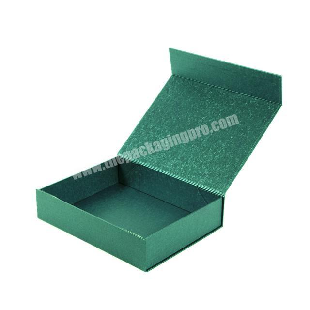 Wholesale custom folding luxury clothing rectangle cardboard gift boxes