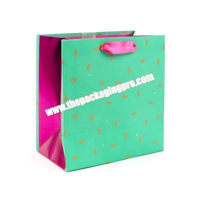 Wholesale Custom Gift Paper Bags With Your Own Personal Logo Shopping paper bags