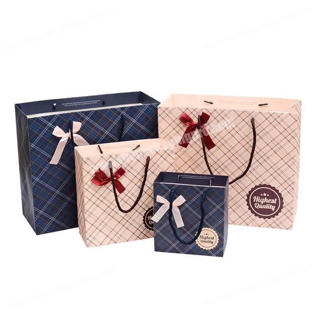 Wholesale custom logo high - grade business plaid gifts mobile clothing packaging shopping paper bags