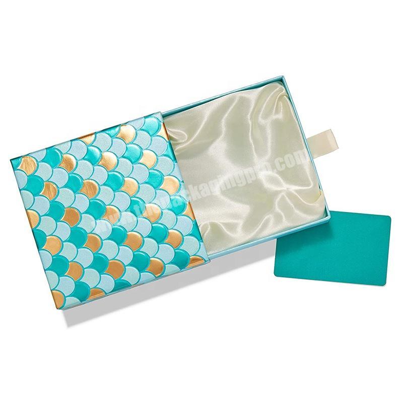 Wholesale custom print luxury white cardboard gift packing gift paper box