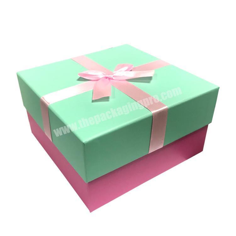 Wholesale custom printed gift clamshell box coated art carton with ribbon