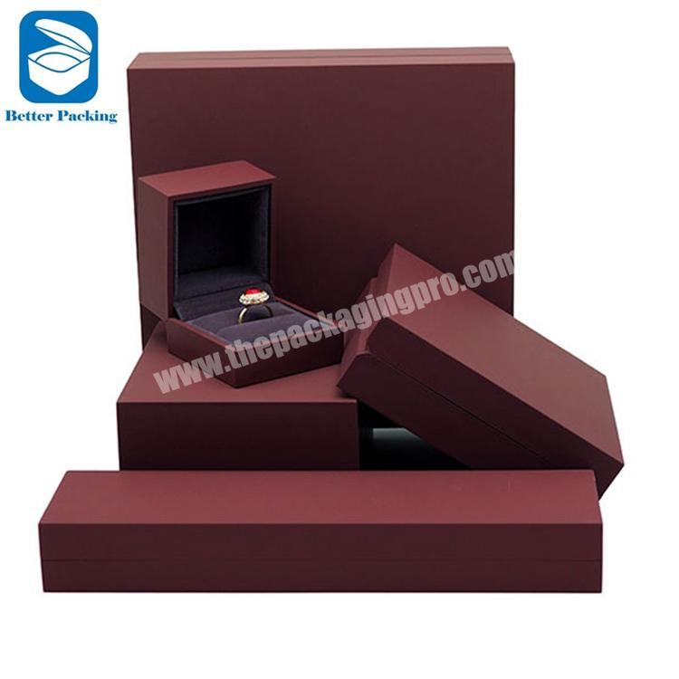 Wholesale customizable Packaging Display LOGO Wedding Gift Boxes brushed brown Jewellery Case