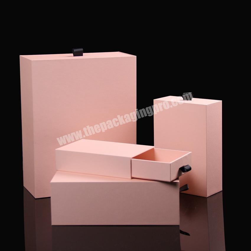 Wholesale draw embossed matches fashion packaging gift box