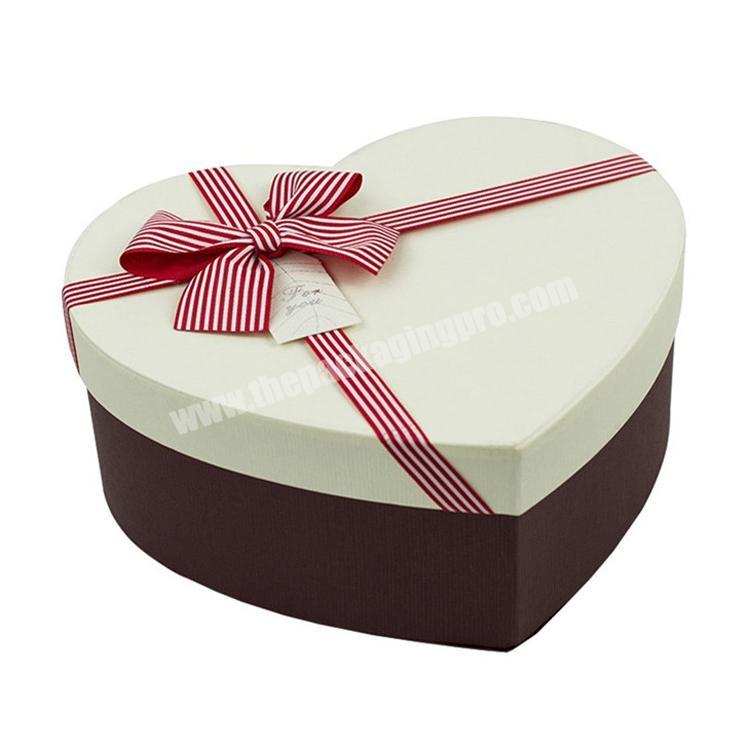 Wholesale Eco-friendly Designer Paper Heart Shaped Gift Paper Box with Ribbon