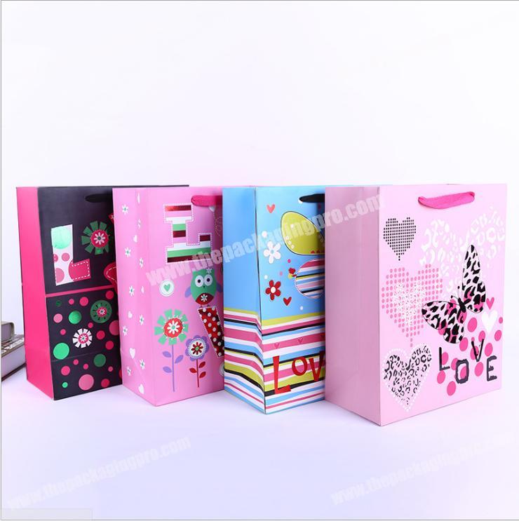 Wholesale fancy customized paper gift bag made in china
