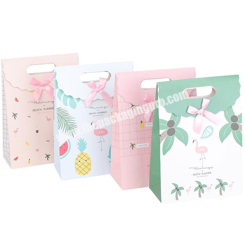 Wholesale Hot Sale Folding Latest Design Printed Makeup Eyeshaddow Cosmetics Gift Packing Bag  Box with Hook