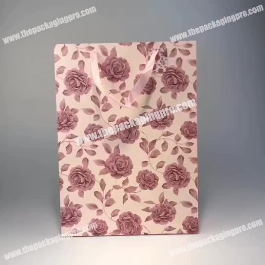 Wholesale Large Attractive Promotional High Quality  Paper Gift Bag