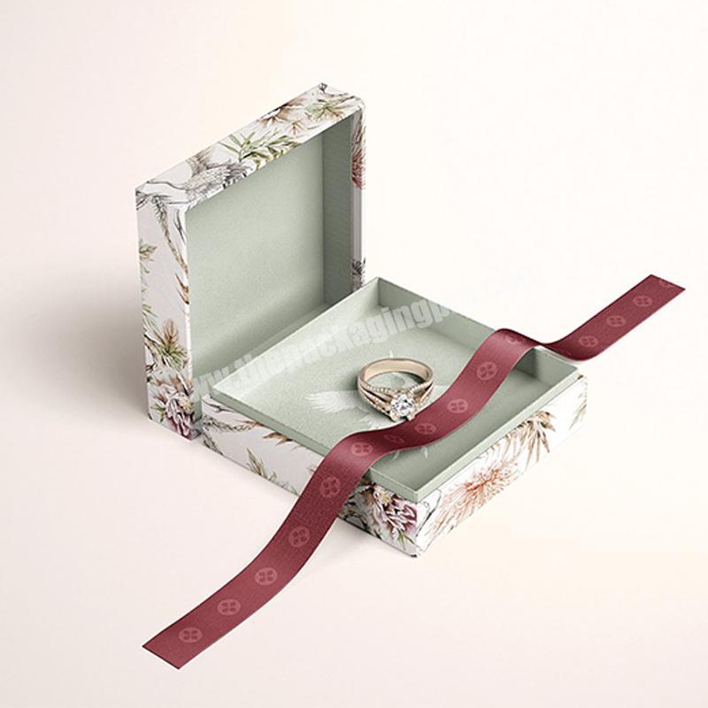 Wholesale luxury custom cute paper box rigid boxes jewelry box packaging