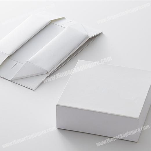 Wholesale  Luxury Manufacturer Custom Logo Gold Foil Black Cardboard White Paper  Ribbon  Gift Packaging Folding Box