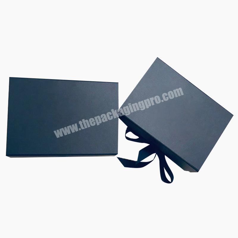 Wholesale luxury navy blue folding paper rigid magnetic gift box