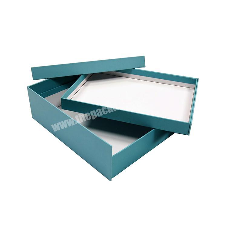 Wholesale luxury recycled cardboard clothes packaging box with lid