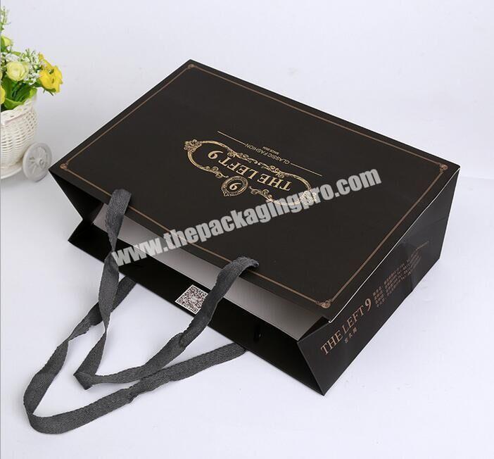 Wholesale OEM fashion black paper shopping bag with logo for gift shoe clothes packing