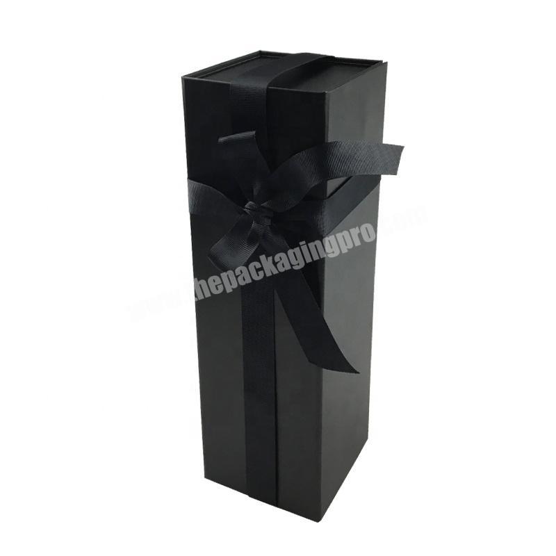Wine Bottle Gift Boxes Logo Spot UV Hardcover With Magnetic Flap Closure