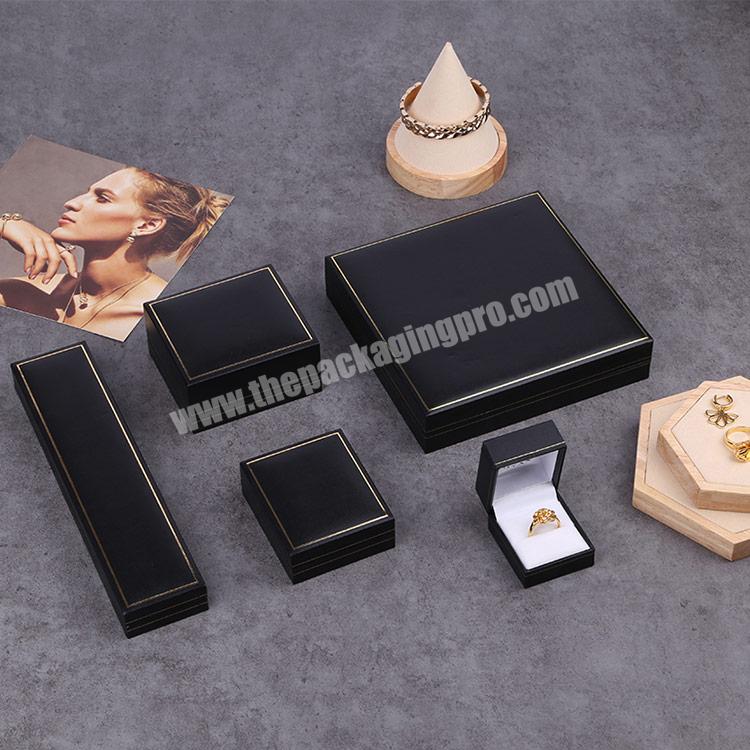 Boyang Custom Logo Printed Luxury Black Paper Bracelet Necklace Earring Jewelry Packaging Box Set