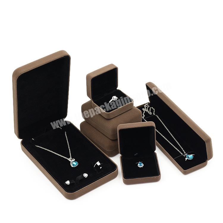 Brown Flocking Cloth Luxury Velvet Package Box Jewelry Travel Storage Display Custom Soft Velvet Jewelry Gift Box for Earrings
