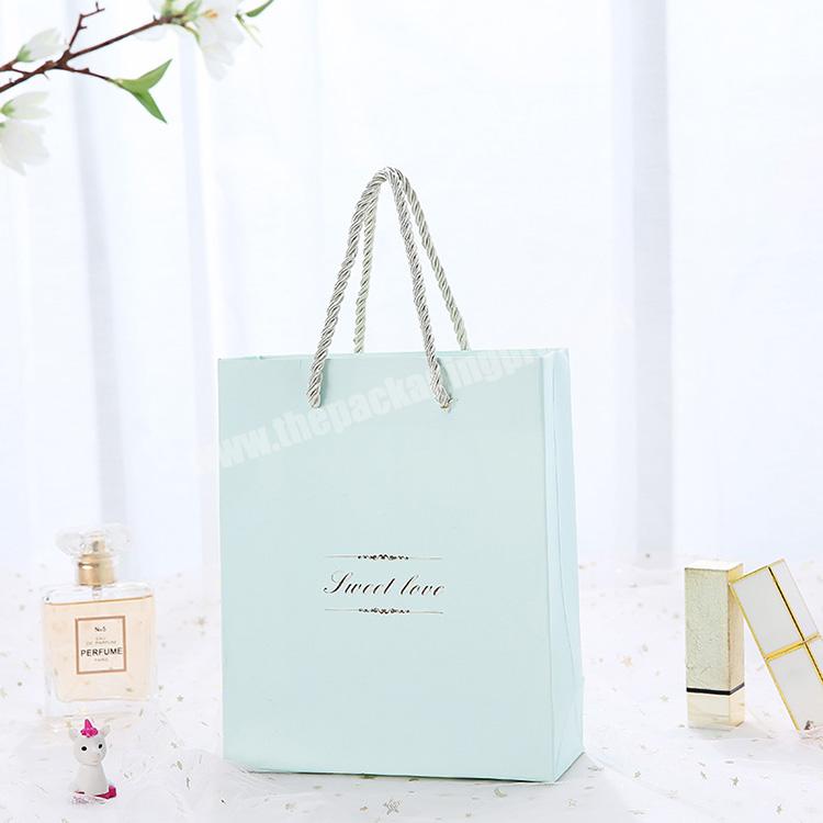China Manufacturer Custom Print Gift Bags Packing Jewelry Luxury Gift Shopping Perfume Paper Bag