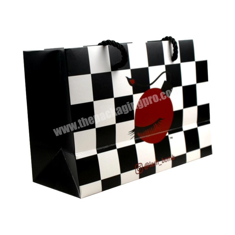 Chinese Manufacturing Matte Black Art Paper Gift Cosmetic Shopping Bag With Custom Logo Print