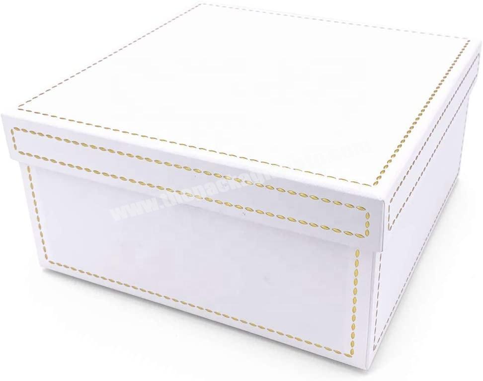 Comma Luxury Gift Box, White with Gold Stitching, Large Square
