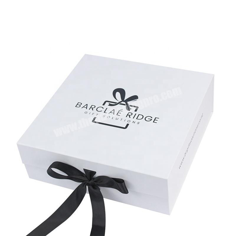 Custom Factory White Magnetic Gift Box Garment Clothing Packaging Folding Box With Ribbon