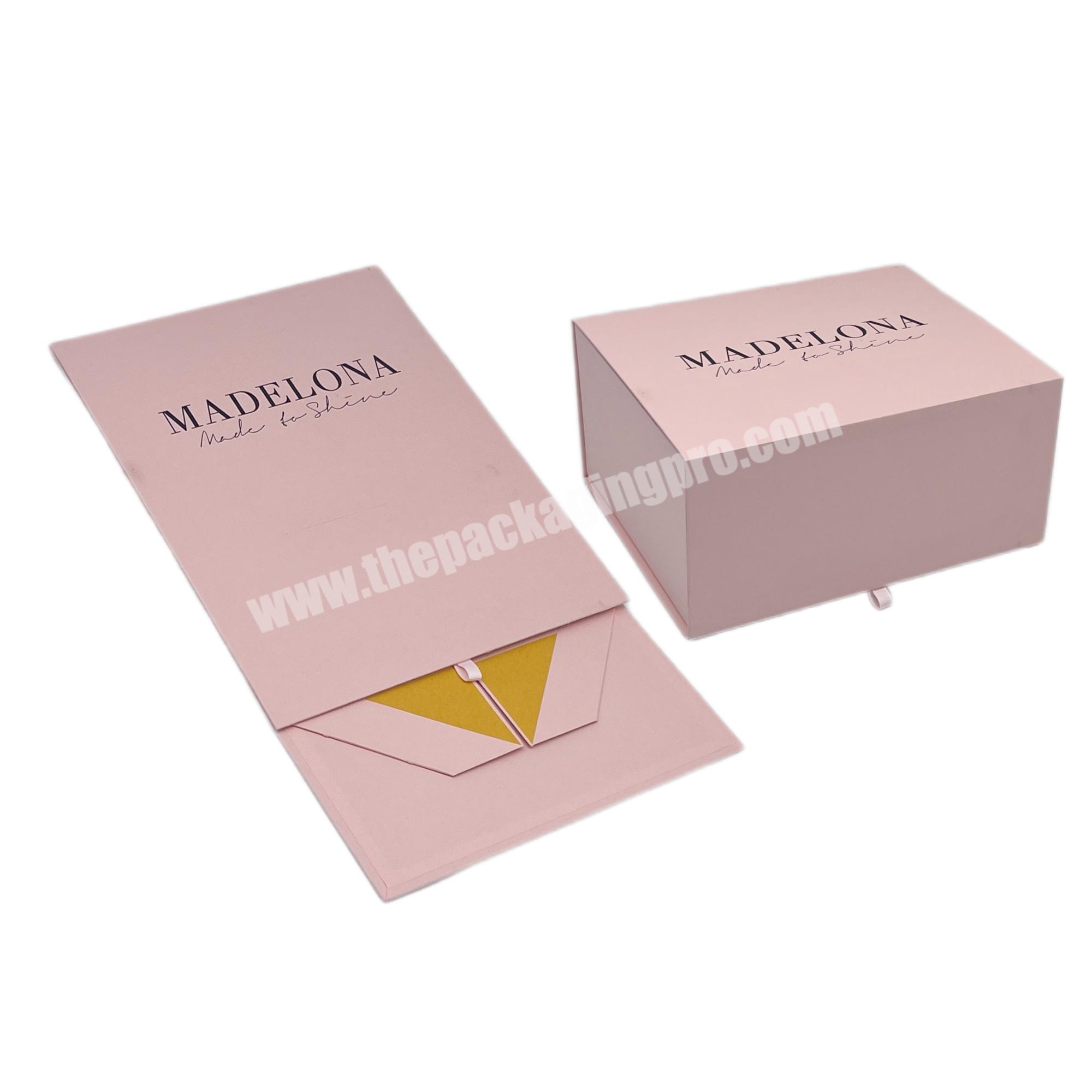 Custom Logo Luxury Cardboard Magnetic Folding Gift Box With Ribbon Magnetic Closure