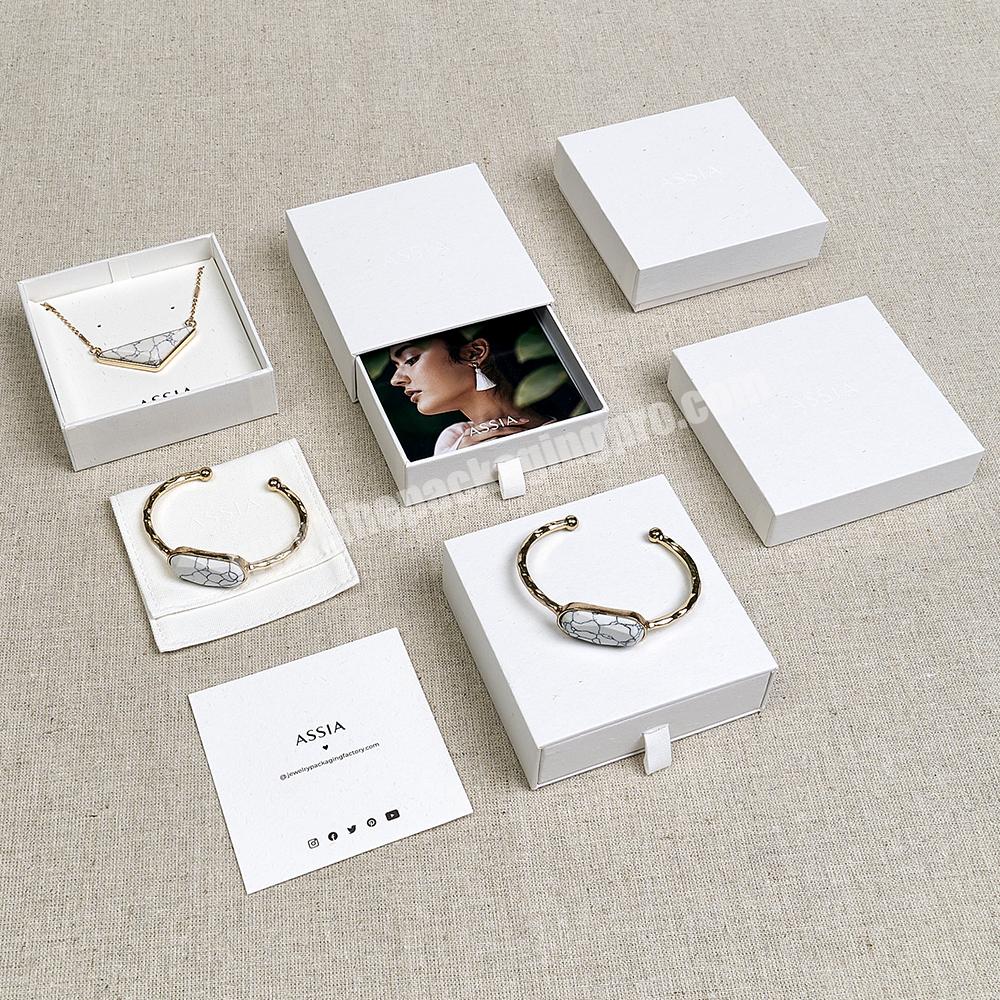 Custom Logo Printed Recyclable White Paper Gift Packaging Necklace Bracelet Jewelry Box