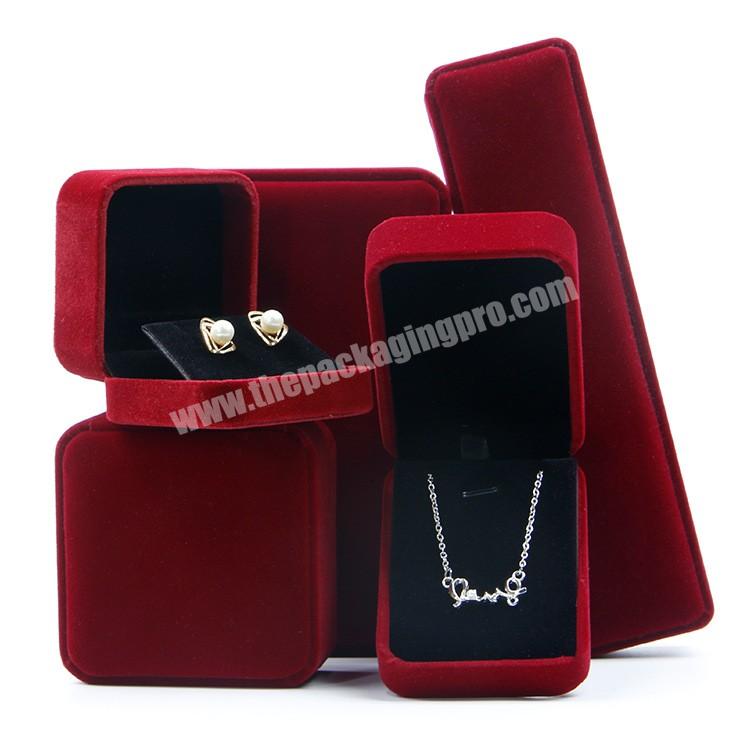 Custom Luxury Red Black Velvet Necklace Earrings Hanging Gift Boxes Packaging Jewelry Velvet Wedding Ring Box for Engagement
