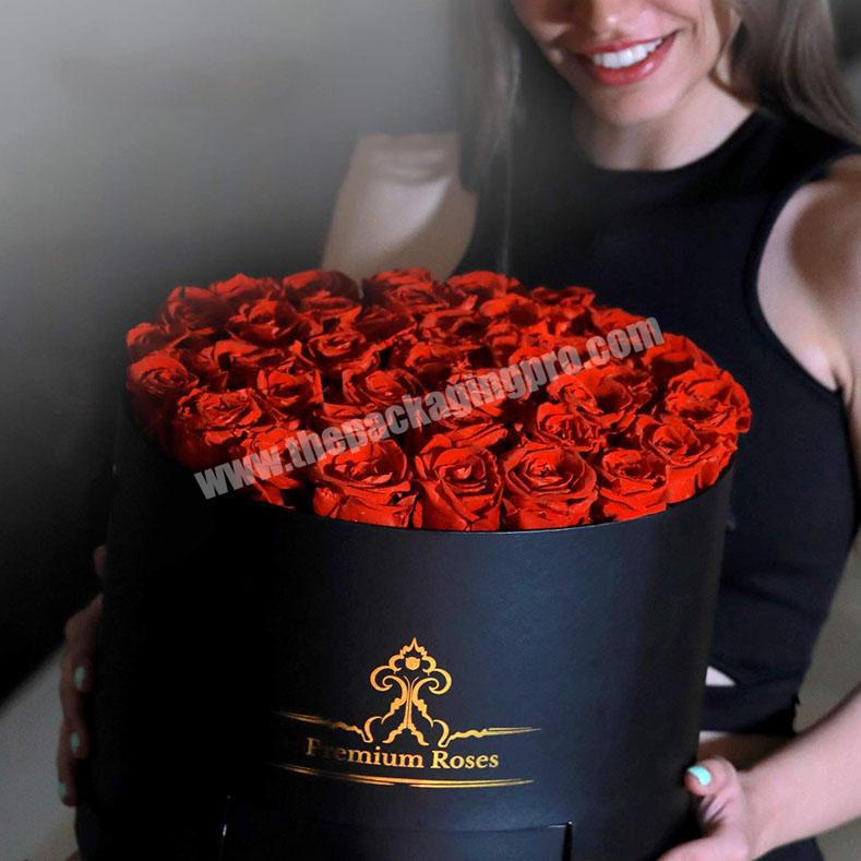 Custom Round Hat Box Cylinder Box Packaging For Flower Bouquet Preserved
