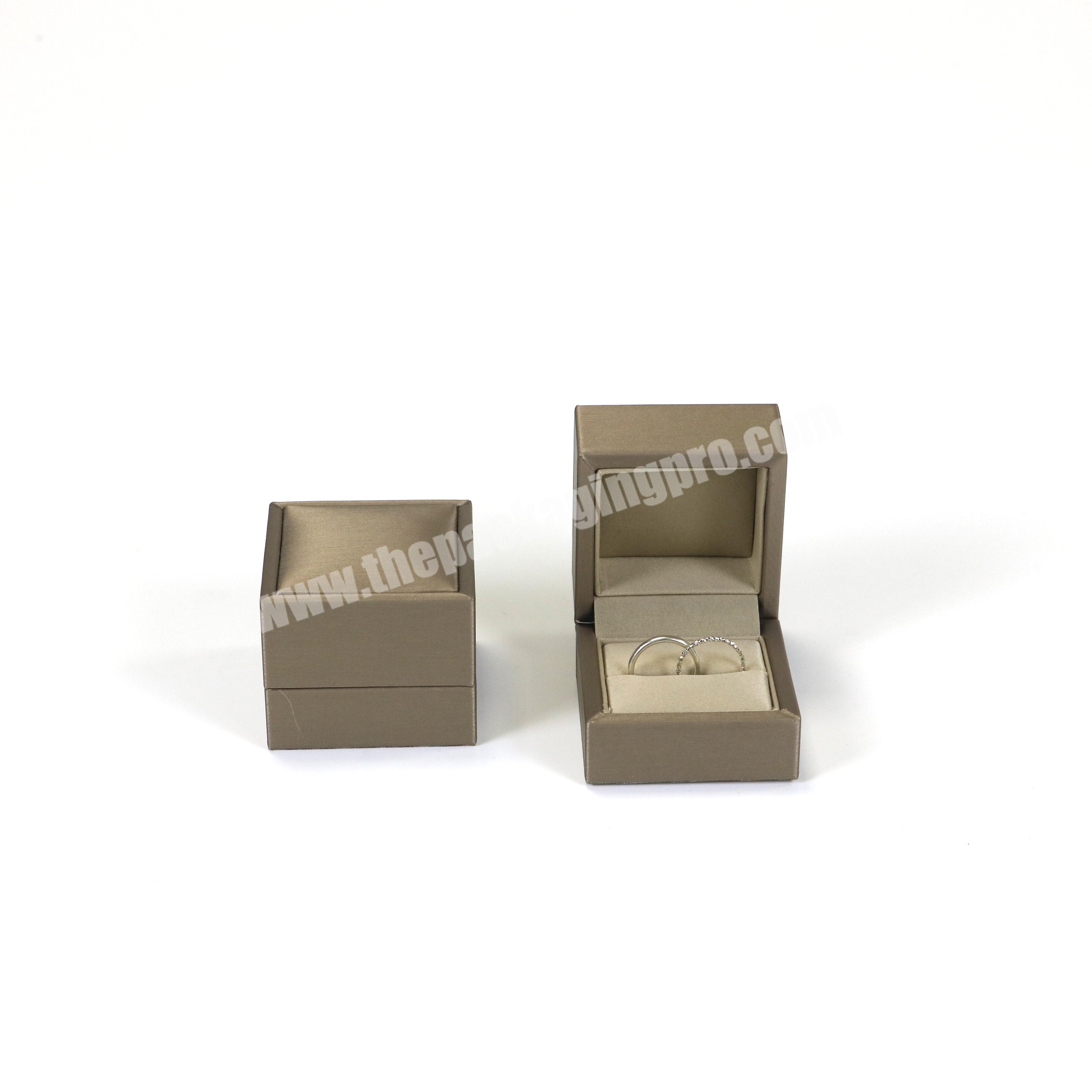 Custom logo ring boxes jewelry packaging box leather gift jewelry display box