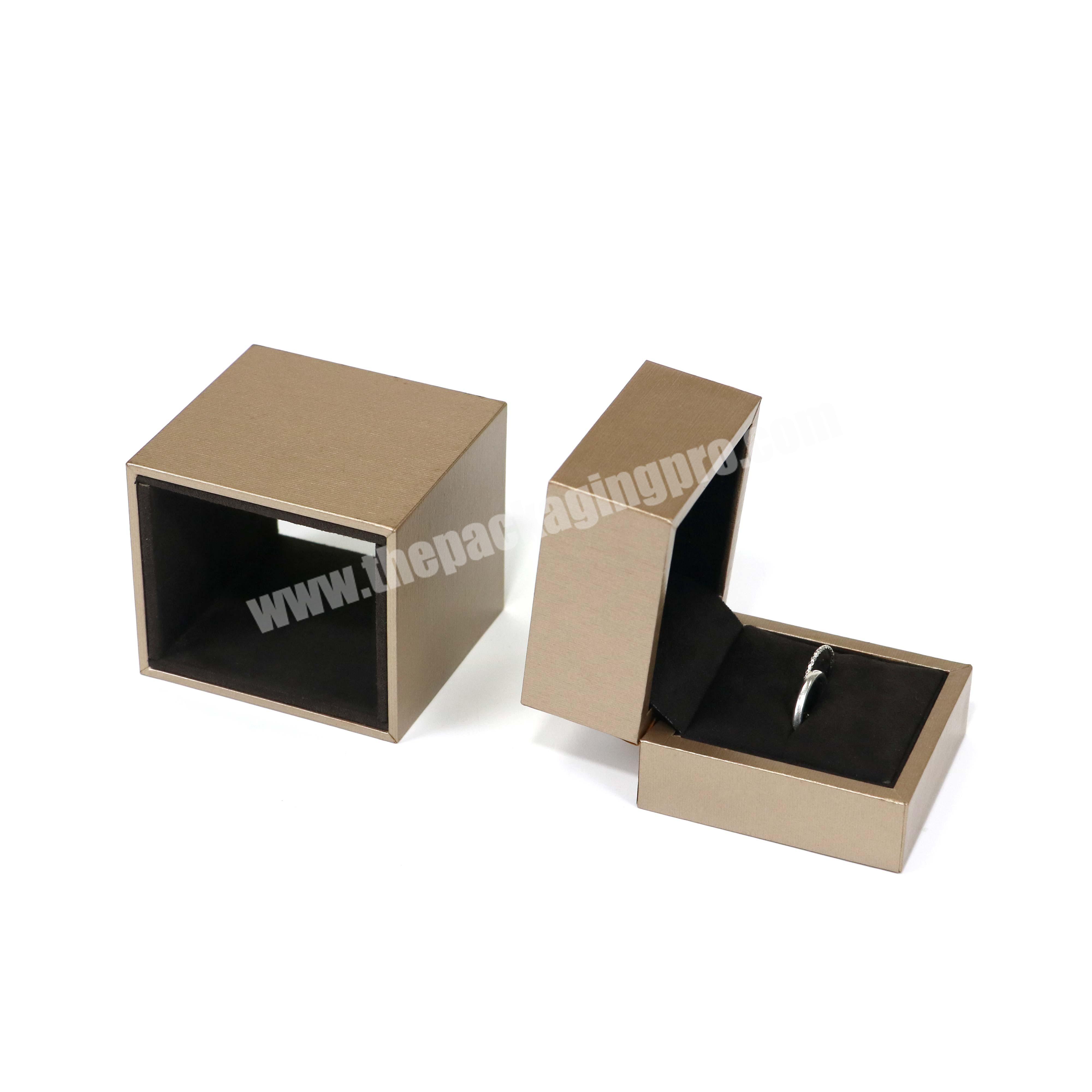 Custom logo velvet jewelry box necklace bracelet ring jewelry box jewelry gift box packaging