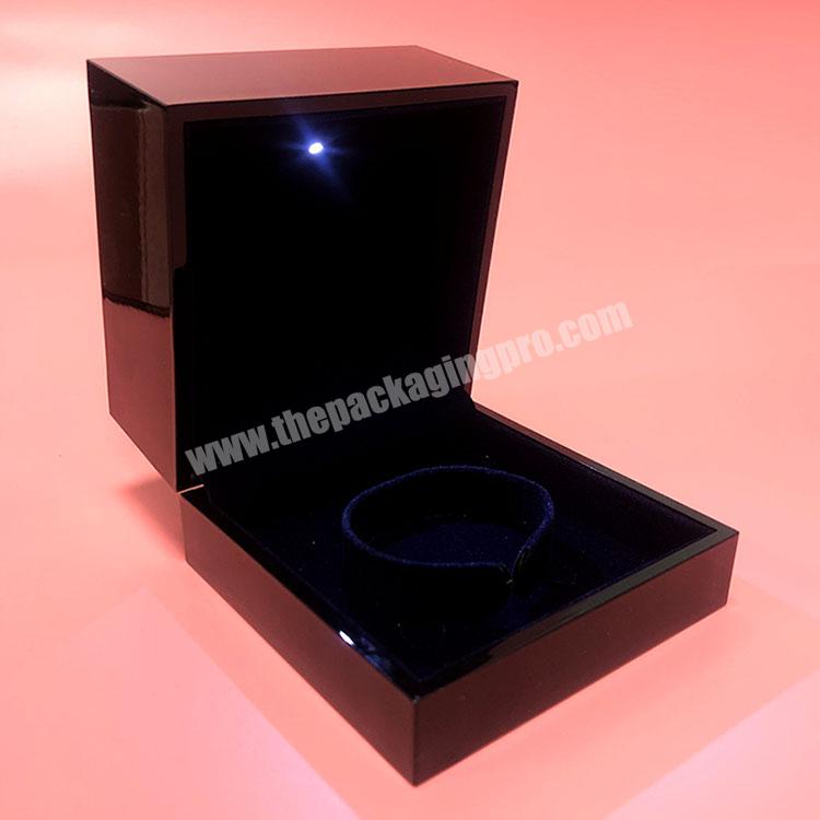 EX1002 Hot Selling BV Certificate Fast Delivery Eco Friendly jewelry box with led light Wholesale from China