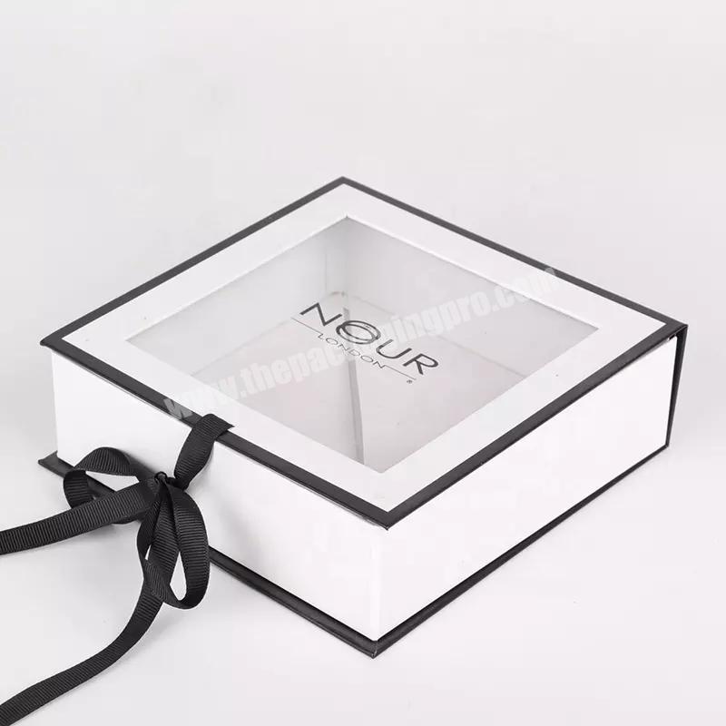 Fashionable box with custom logon display Paper Boxes luxury gift boxes for sale