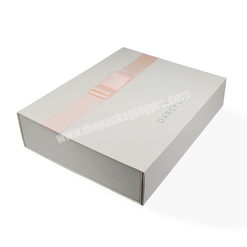 Fuzhou Sencai Luxury Folded Magnetic Pink Paper Gift Box With Ribbon