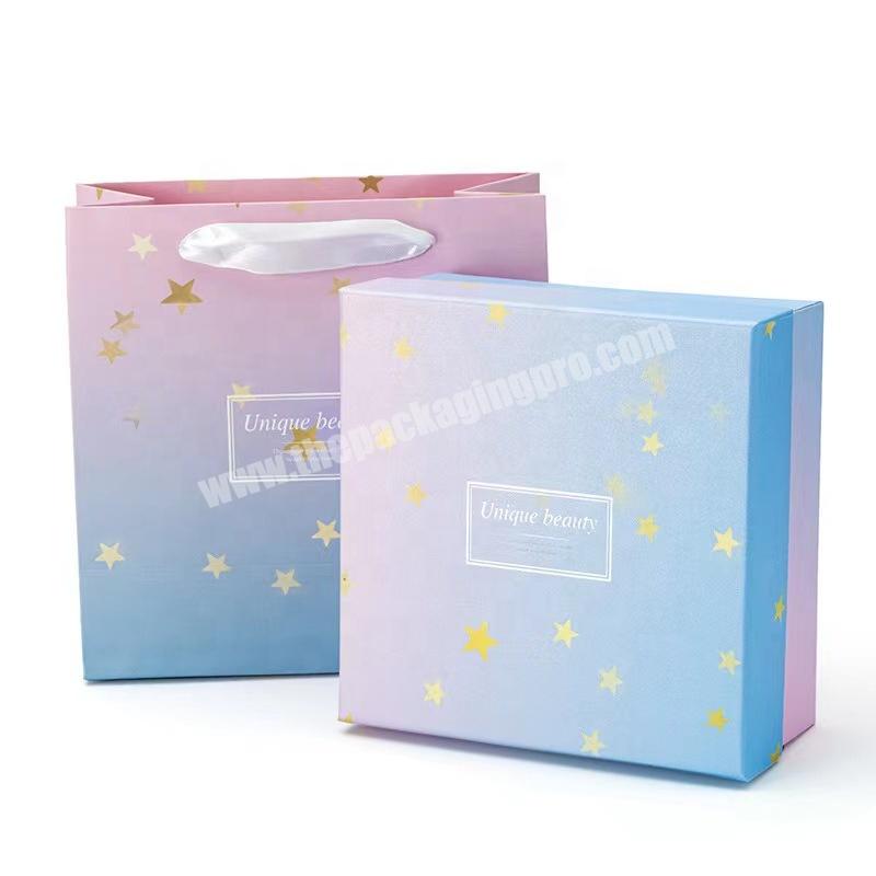 Gift box INS style gradient with hand gift box creative lipstick cosmetics packaging box manufacturers wholesale
