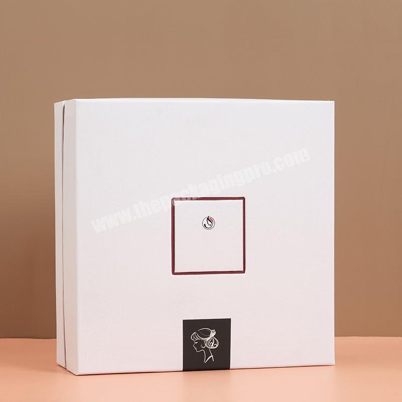 High Quality Custom Logo Luxury Design Mothers Day Heart Wholesale Square Gift Boxes  Cosmetic Packaging Box