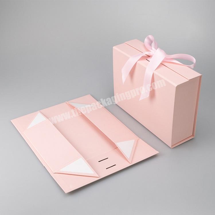 Hot Sale Custom Pink Magnetic Girls' Clothing Packaging Box Underwear Gift Packaging Box With Ribbon Handle