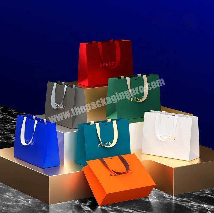 KinSun Large Custom Made Paper Bag Wholesale High-Grade Fancy Paper Gift Bags Wholesale Printing Gift Packaging bags
