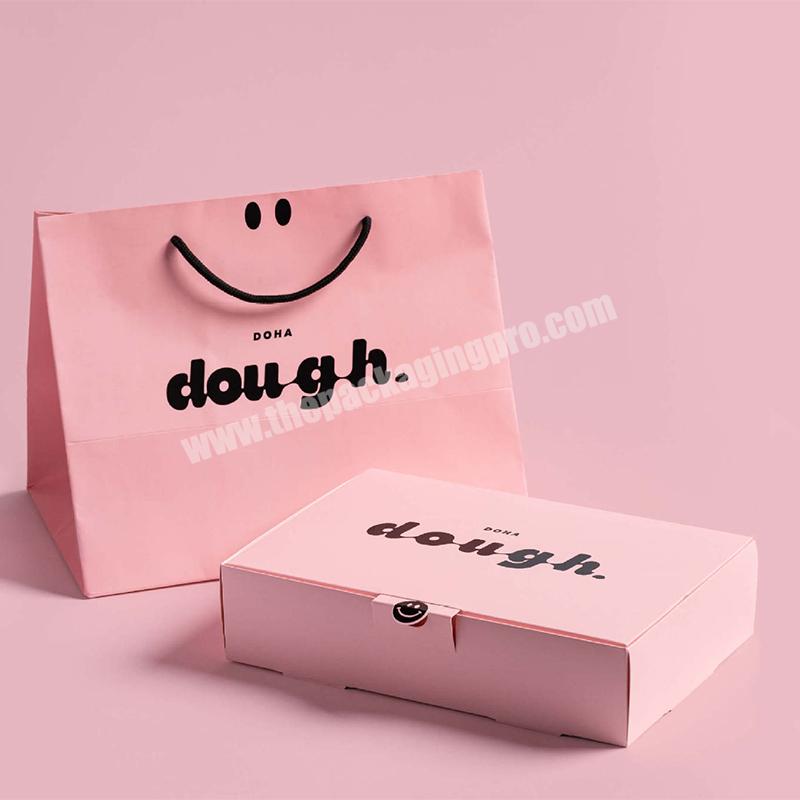 Lipack Customized Foldable Food Paper Bag And Box Set Delivery Paper Box For Dessert Cakes Donut Packaging