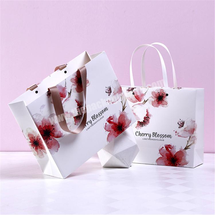 Lipack Paper Shopping Bag Custom Logo Printing Luxury Gift Paper Bag With Handle