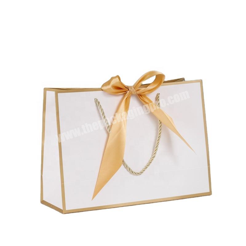 Luxury Colorful Christmas Gift Paper Bags Outstanding Hot Sale Customize Accept Shopping Bag With Ribbon