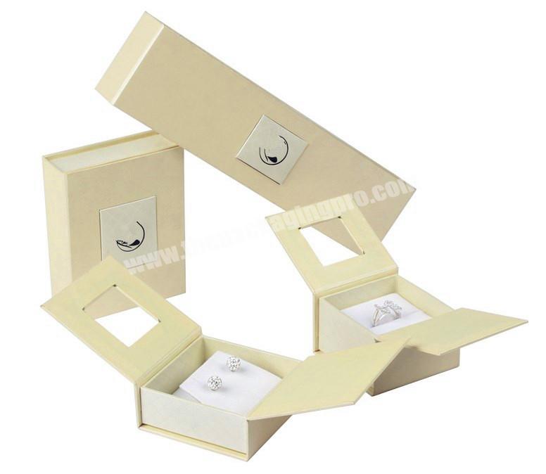 Luxury Custom Logo Cardboard Paper Packaging Box Magnetic Jewelry Box with PVC Window