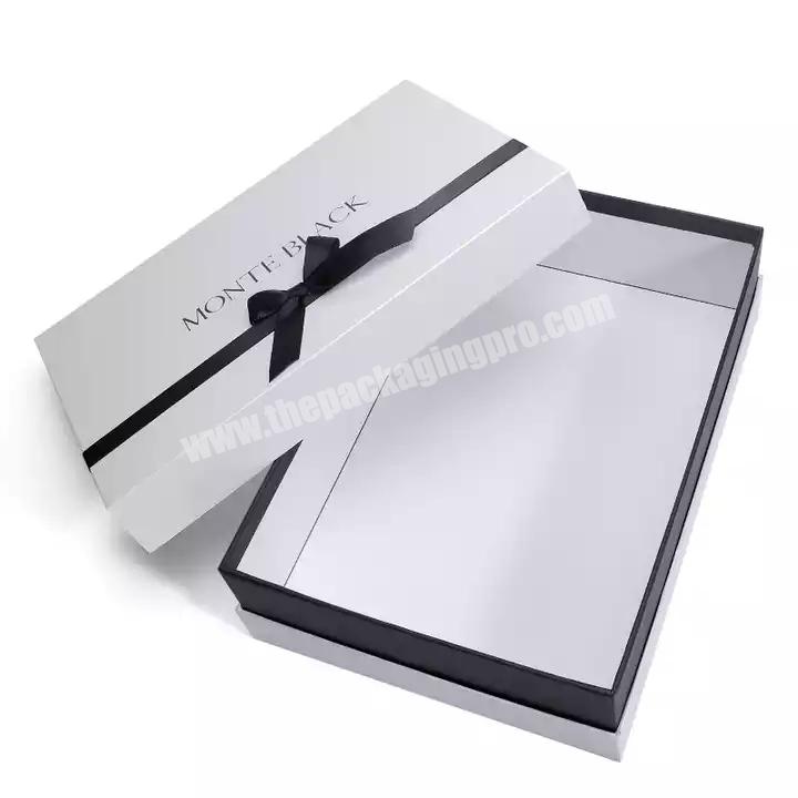 Luxury Custom Logo Rigid Cardboard With Clothing Packaging Paper Box top and bottom gift box