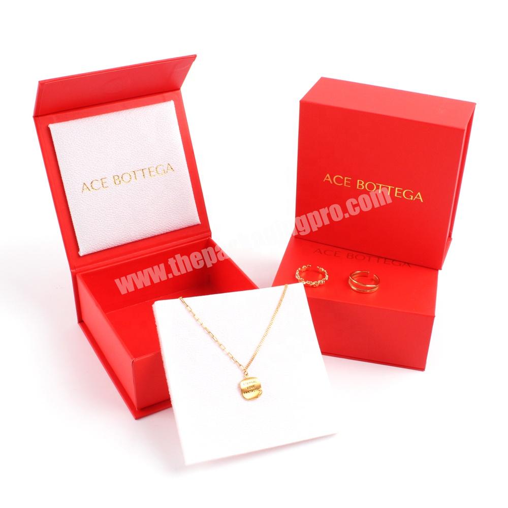 Luxury Magnetic Jewelry Box Red Gold Foil Custom Logo Pendant Necklace Jewelry Packaging Boxes