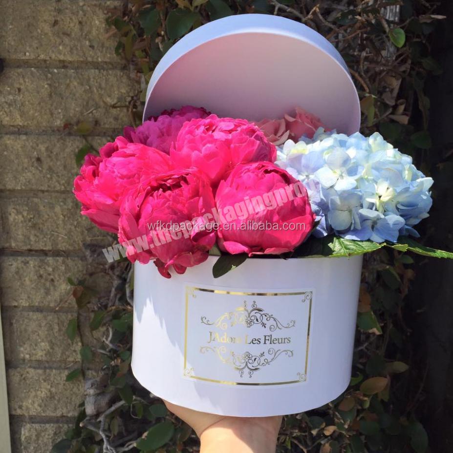Luxury round hat box for flowers packaging