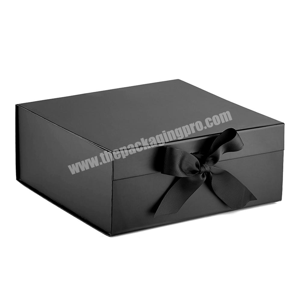 OEM Private Logo Magnetic Black Folding Cardboard Paper Mug Packaging Rigid Hamper Gift Box