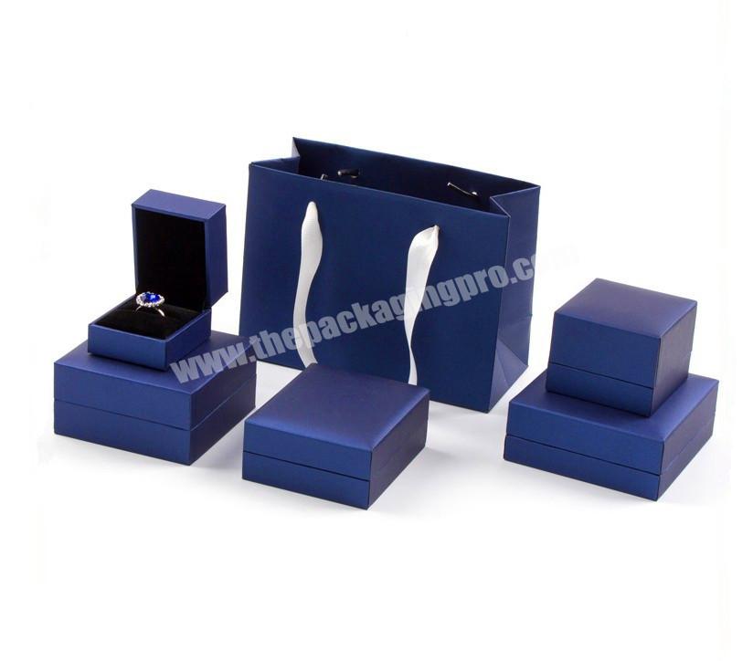 Universal Style Eco-friendly Smooth Touch Paper Jewellery Package Box and Paper Bag